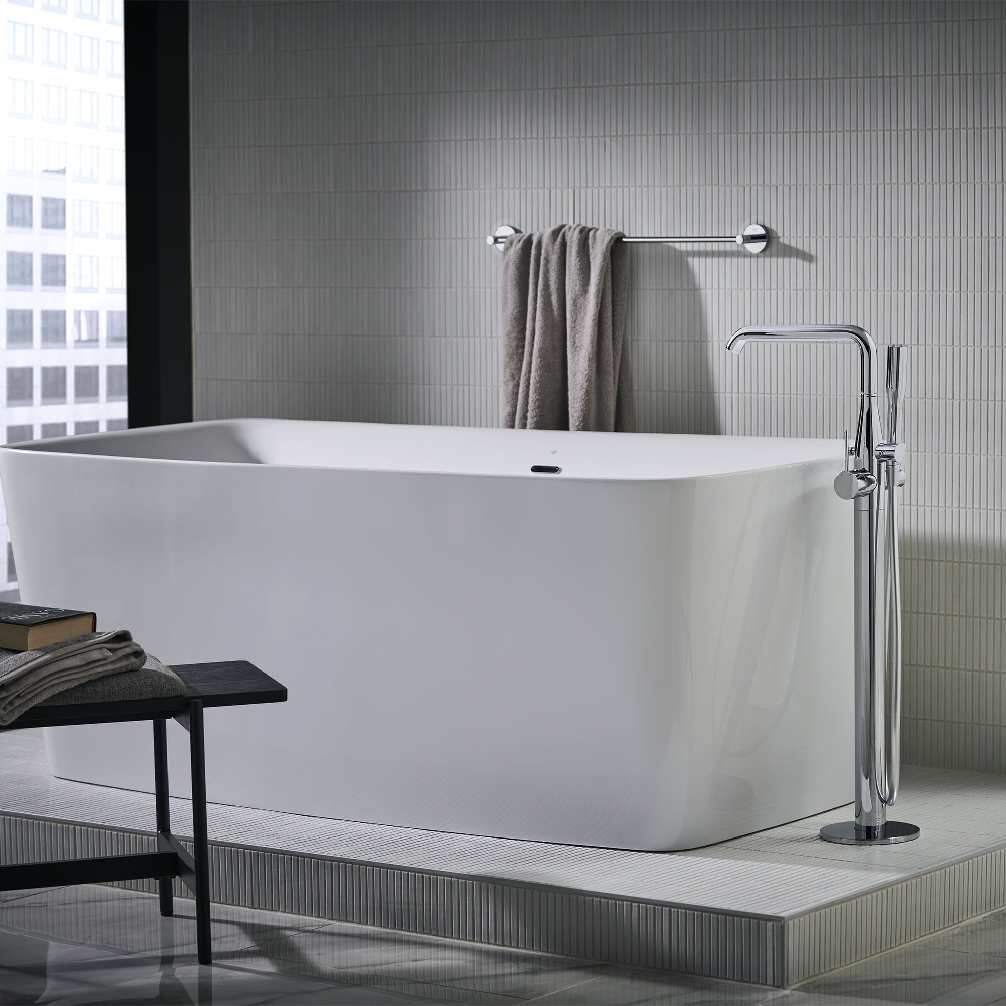 Single-Handle Freestanding Tub Faucet with 1.75 GPM Hand Shower
